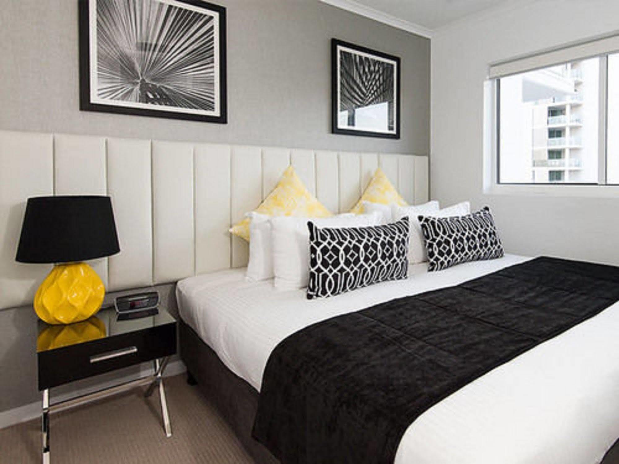 Riviera Mackay Aparthotel Εξωτερικό φωτογραφία